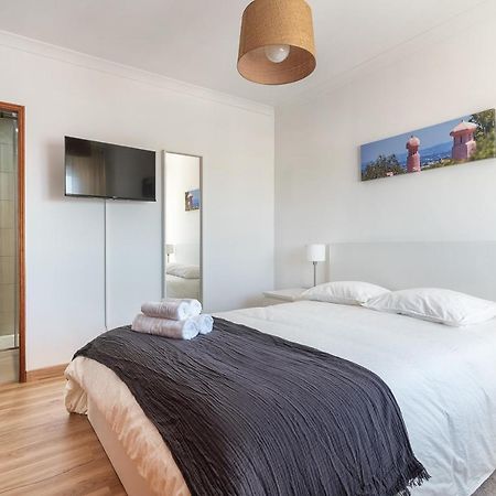 Hostwise - Spacious & Sunny Flat - ローレ エクステリア 写真