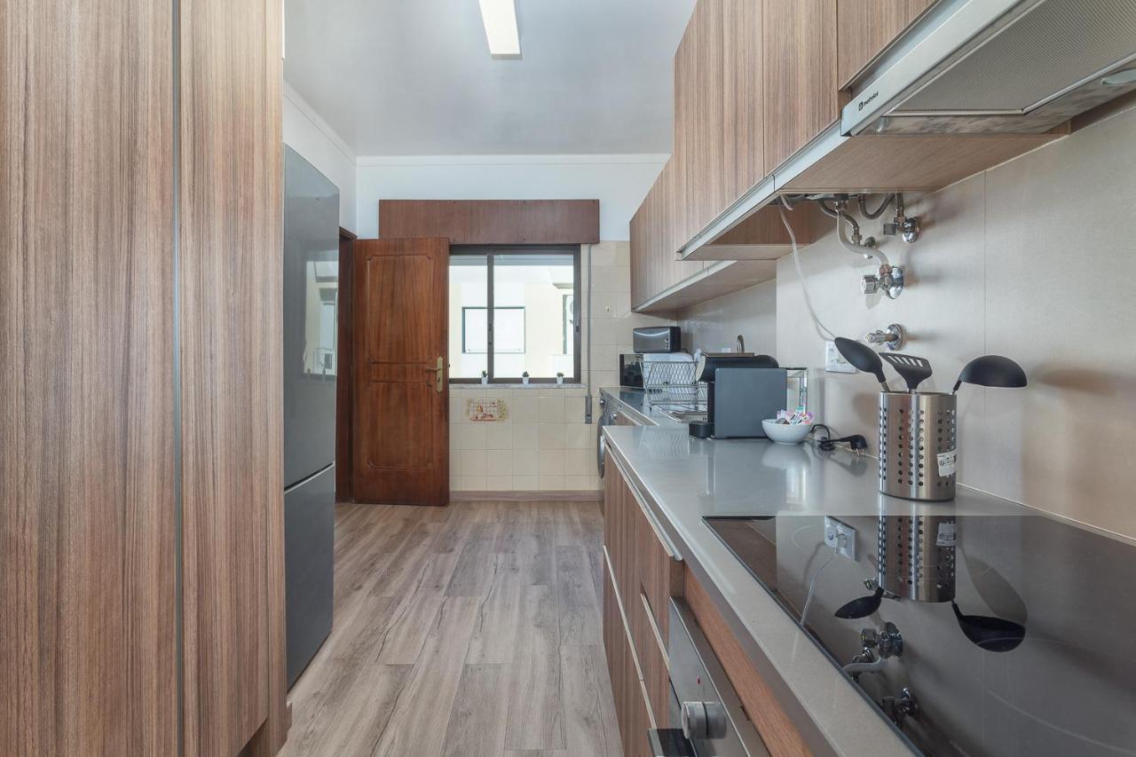 Hostwise - Spacious & Sunny Flat - ローレ エクステリア 写真