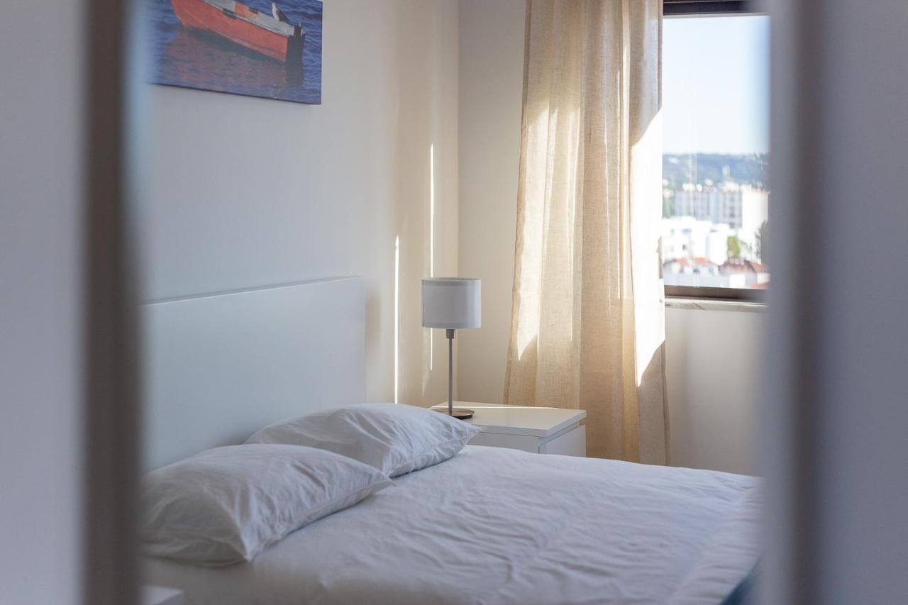 Hostwise - Spacious & Sunny Flat - ローレ エクステリア 写真